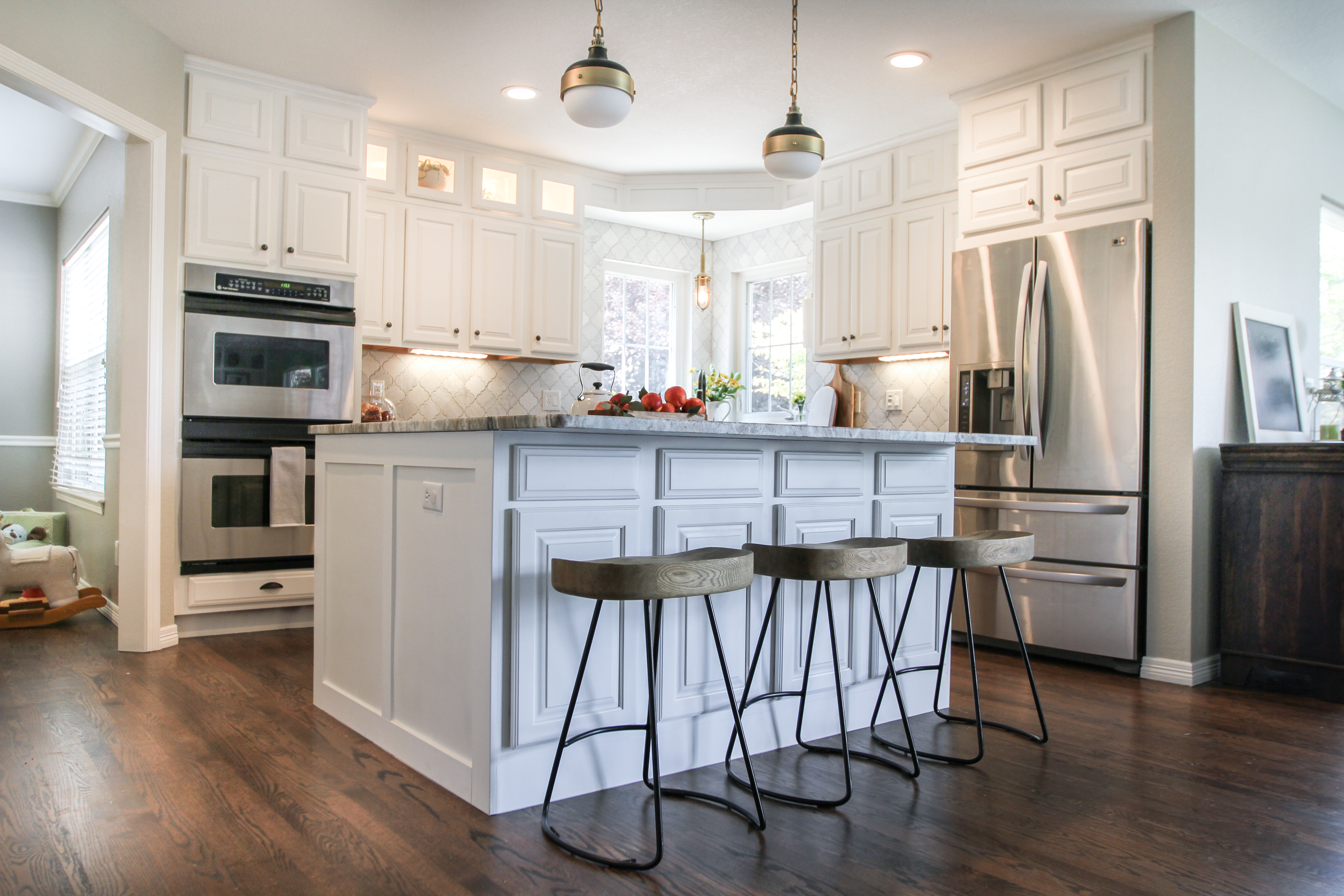 Everyday Interior Design Modern Farmhouse Kitchen ...